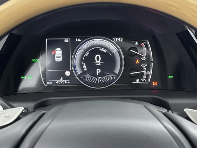 Lexus Es 300h President Line | Mark Levinson | Performance dempers | 360' Camera |