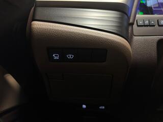 lexus-es-300h-president-line--nl-a