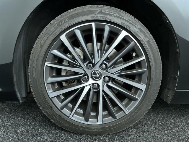 Lexus Es 300h Business Line