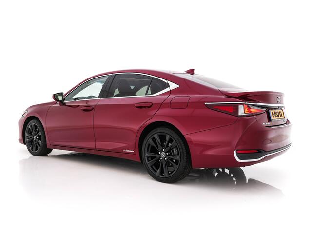 Lexus Es 300h Business Line (INCL.BTW) Aut. *PANO | LEATHER | FULL-LED | ADAPTIVE-CRUISE | BLIND-SPOT | KEYLESS | CAMERA | HEATED-COMFORTSEATS | NAVI-FULLMAP | PRIVACY-GLASS | SHIFT-PADDLES | ECC | PDC | 19''ALU*