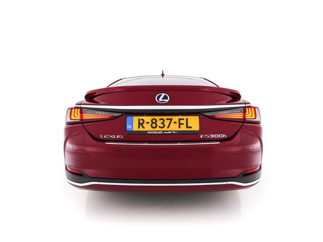 Lexus Es 300h Business Line (INCL.BTW) Aut. *PANO | LEATHER | FULL-LED | ADAPTIVE-CRUISE | BLIND-SPOT | KEYLESS | CAMERA | HEATED-COMFORTSEATS | NAVI-FULLMAP | PRIVACY-GLASS | SHIFT-PADDLES | ECC | PDC | 19''ALU*