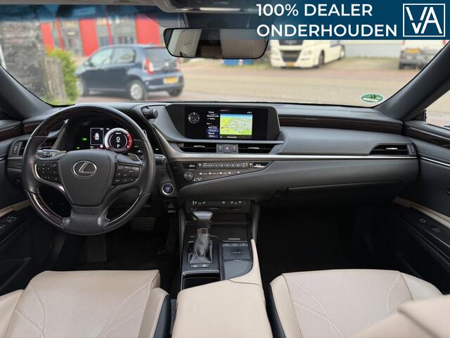 Lexus Es 300h Luxury Line | 360 Camera | Stoelkoeling |