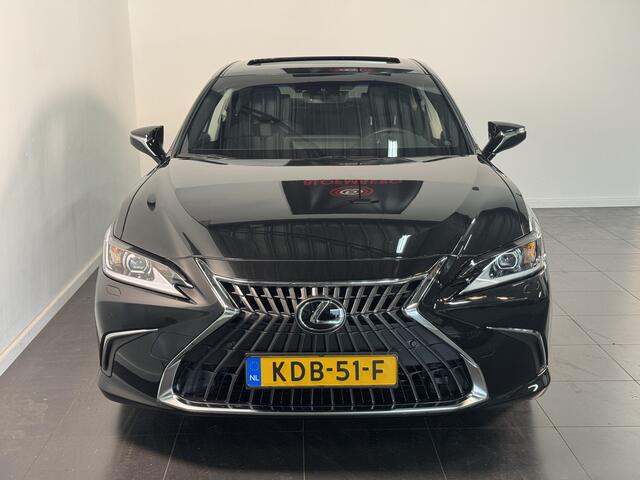 Lexus Es 300h 35th Edition | Elektrische bestuurdersstoel | Stoel/Stuurverwarming | Lederen bekleding | Glazen schuifdak |