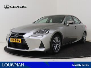 lexus-is-300h-hybrid-business-line-