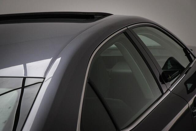 Lexus IS 300h Hybrid Business Line | SCHUIFDAK | SAFETY PACK | NAVIGATIE | CAMERA