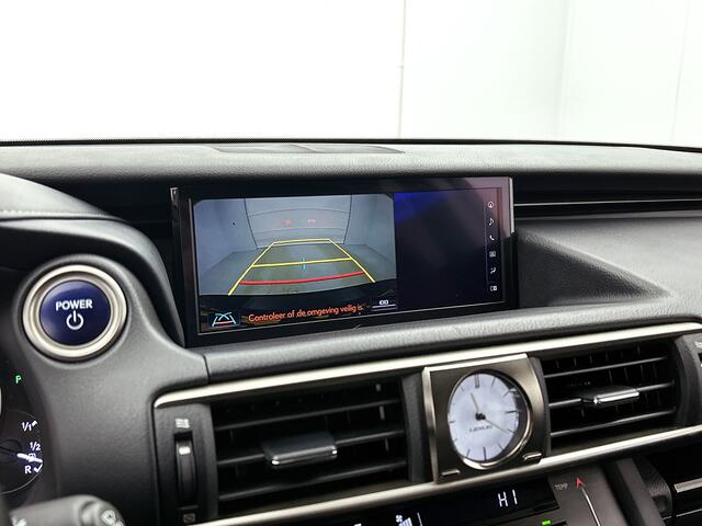 Lexus IS 300h Business Line Pro | BTW Voertuig | Stoelverwarming |