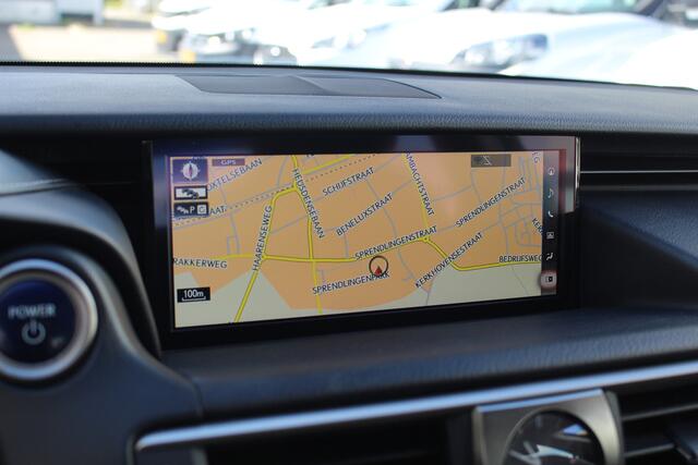 Lexus IS 300h Hybrid Luxury Line Premium I Open dak I Mark Levinson I Premium navi