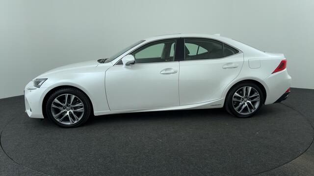 Lexus IS 300h Hybrid Business Line