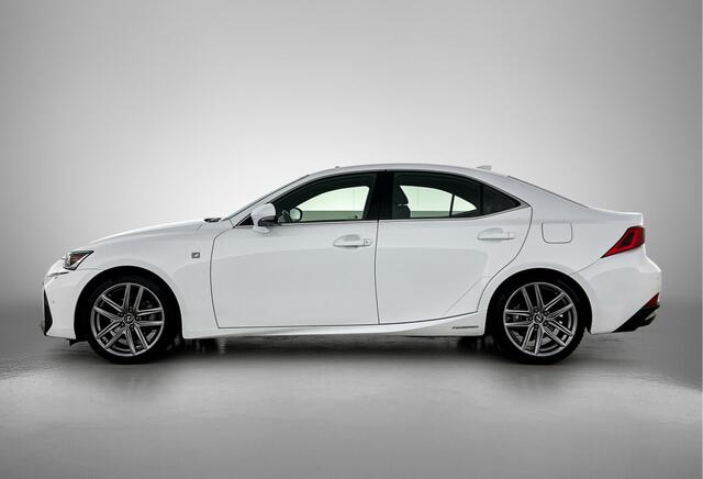 Lexus IS 300h Hybrid F-Sport Line | Adaptief Dempingsysteem | Schuifdak | Elektrisch Verstelbare Stoelen |