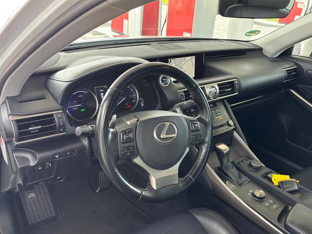Lexus IS 300h Hybrid Business Line | Navi | Clima | NAP | Orig. NL |