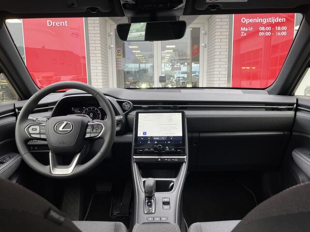 Lexus LBX Comfort & safety pack 2WD | Sensoren v/a | Stoelverwarming | Dod