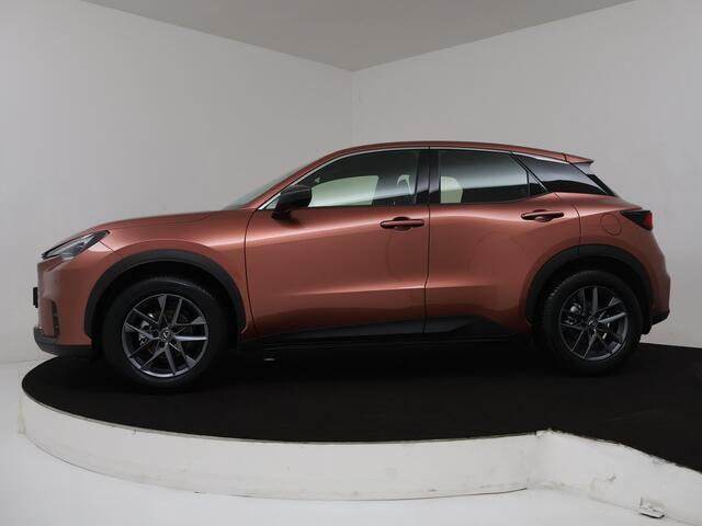 Lexus LBX Standaard | Comfort & Safety Pack | All-season banden |