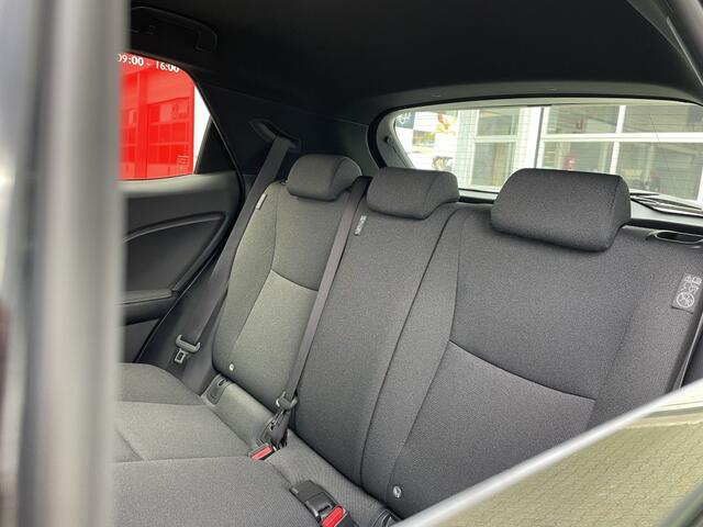 Lexus LBX Comfort & safety pack 2WD | Sensoren v/a | Stoelverwarming | Dod