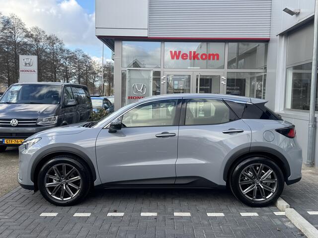 Lexus LBX Business Line Pro 2WD Dodehoekdetectie, Beige leer, Elektrische achterklep , All-in Rijklaarprijs