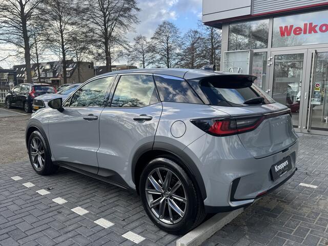 Lexus LBX Business Line Pro 2WD Dodehoekdetectie, Beige leer, Elektrische achterklep , All-in Rijklaarprijs