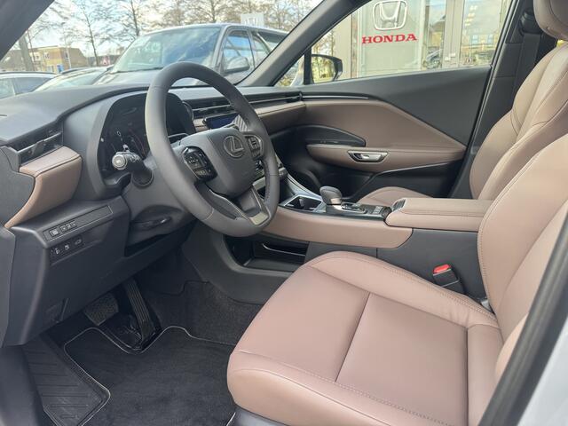 Lexus LBX Business Line Pro 2WD Dodehoekdetectie, Beige leer, Elektrische achterklep , All-in Rijklaarprijs