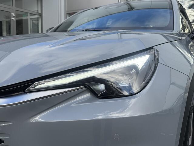 Lexus LBX Business Line Pro 2WD Dodehoekdetectie, Beige leer, Elektrische achterklep , All-in Rijklaarprijs