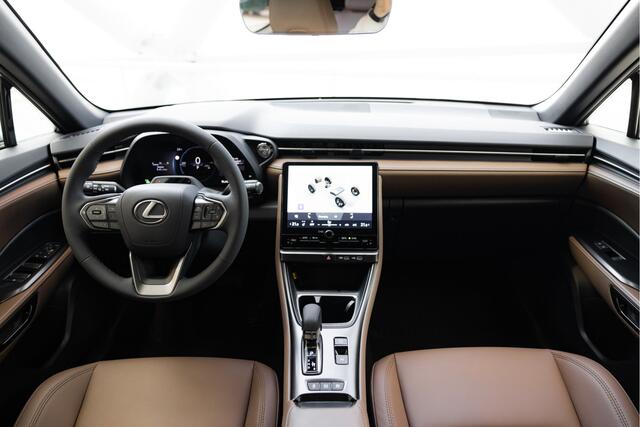 Lexus LBX Elegant 2WD Limited | Tech Pack | Apple Carplay | Keyless |