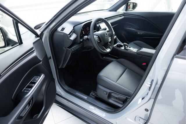 Lexus LBX Emotion 2WD | Stoel & Stuurverwarming | Apple Carplay |