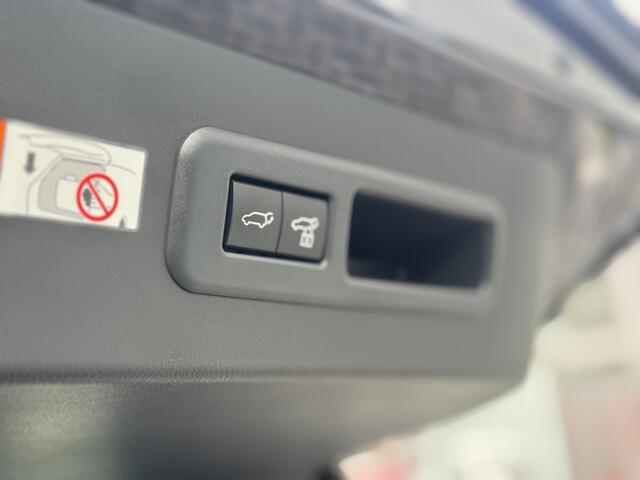 Lexus LBX Business Line Pro 2WD Dodehoekdetectie, Licht beige leer, Elektrische achterklep , All-in Rijklaarprijs