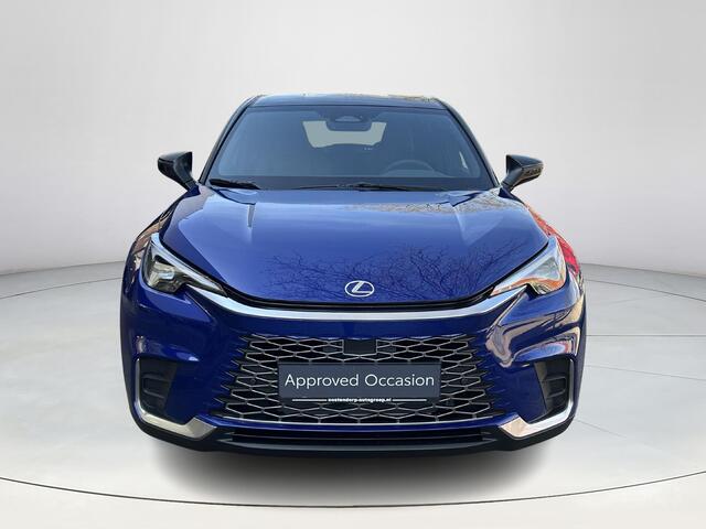 Lexus LBX Emotion 2WD
