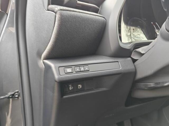Lexus LBX Business Line 2WD