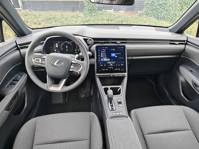 Lexus LBX Business Line 2WD