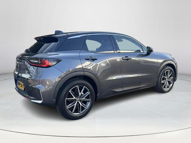 Lexus LBX Emotion 2WD | 06-10141018 Voor meer informatie