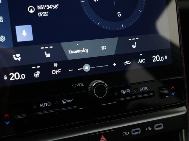Lexus LBX 1.5 Hybrid Emotion