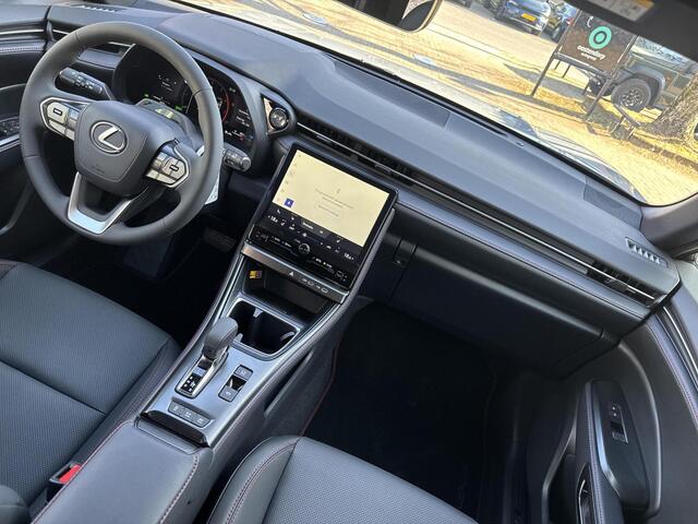 Lexus LBX Elegant 2WD | 06-10141018 Voor meer informatie