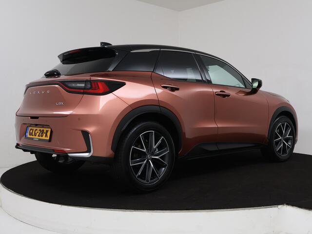 Lexus LBX Cool 2WD | Tech Pack | Premium Pack | Verwarmbare voorstoelen | Verwarmbare Stuurwiel |