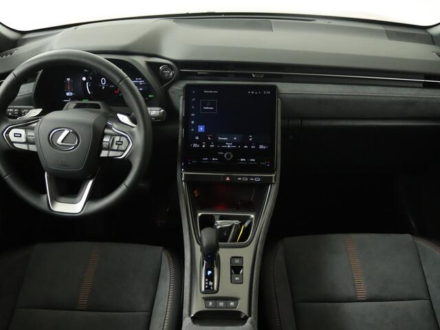 Lexus LBX Cool 2WD | Tech Pack | Premium Pack | Verwarmbare voorstoelen | Verwarmbare Stuurwiel |