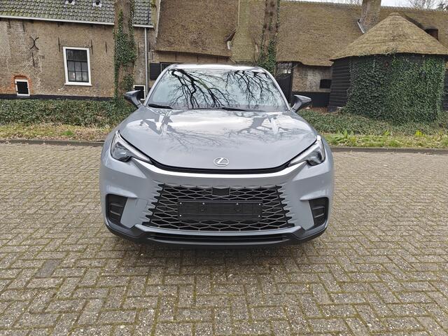 Lexus LBX LBX 1.5 Hybrid Business