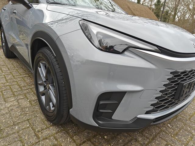 Lexus LBX LBX 1.5 Hybrid Business