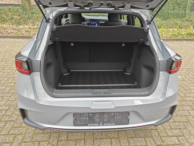 Lexus LBX LBX 1.5 Hybrid Business