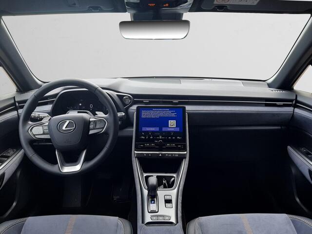 Lexus LBX Cool 2WD | Advance Pack |