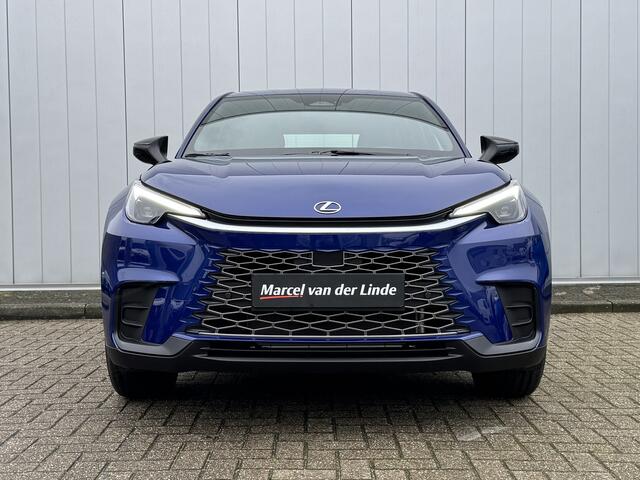 Lexus LBX 2WD 1.5 Hybrid Comfort Safety Stoelverwarming Carplay PDC BSM Snel Rijden!