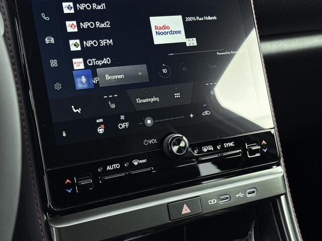Lexus LBX Emotion 2WD | Techpack | Carplay | Stoel & Stuurverwarming |