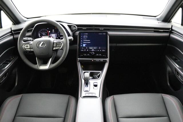 Lexus LBX Emotion 2WD | Tech Pack | Elektrisch bedienbare achterklep | Privacy Glass