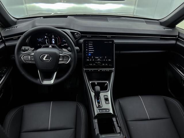Lexus LBX Relax 2WD Limited | Advance Pack | Head up Display | Mark Levinson |