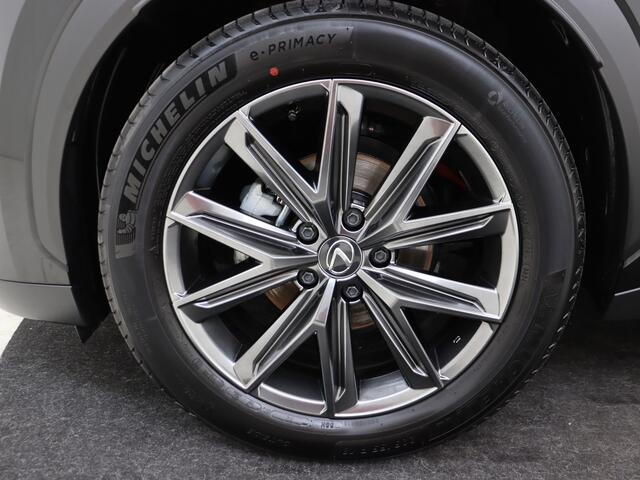 Lexus LBX Relax 2WD | Keyless Entry | Apple Carplay & Android Auto | Elektrische Stoelverstelling |