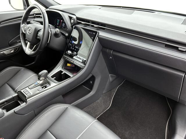 Lexus LBX Relax AWD | Advanced pack |