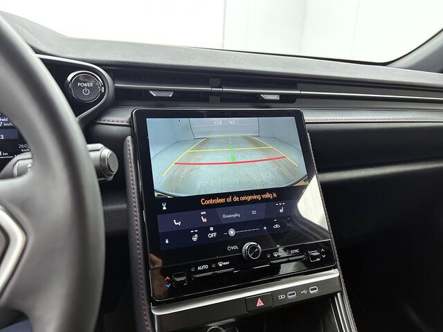 Lexus LBX Emotion | Tech Pack |