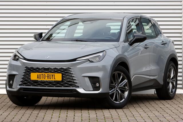 Lexus LBX Relax 2WD Tech Pack / Leder