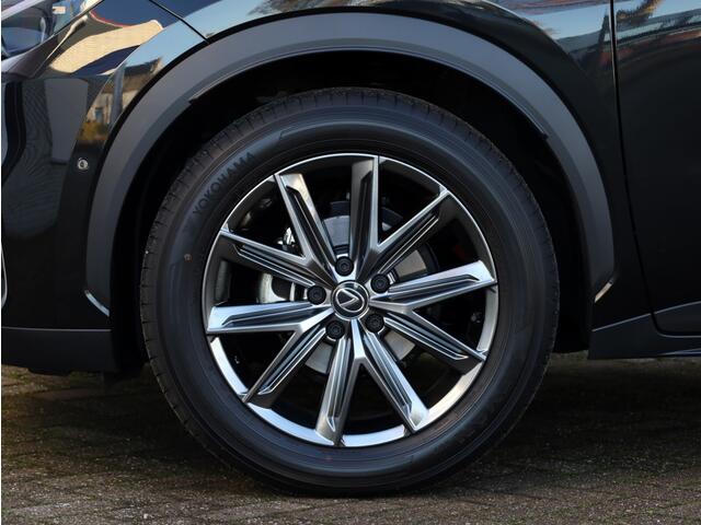 Lexus LBX Relax 2WD | Advanced Pack | Mark Levinson | 360 camera