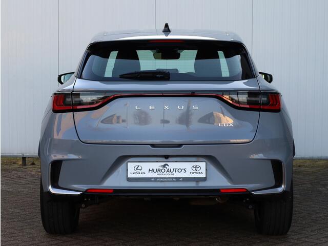 Lexus LBX Relax AWD | Mark Levinson | Head-up | Park Assist