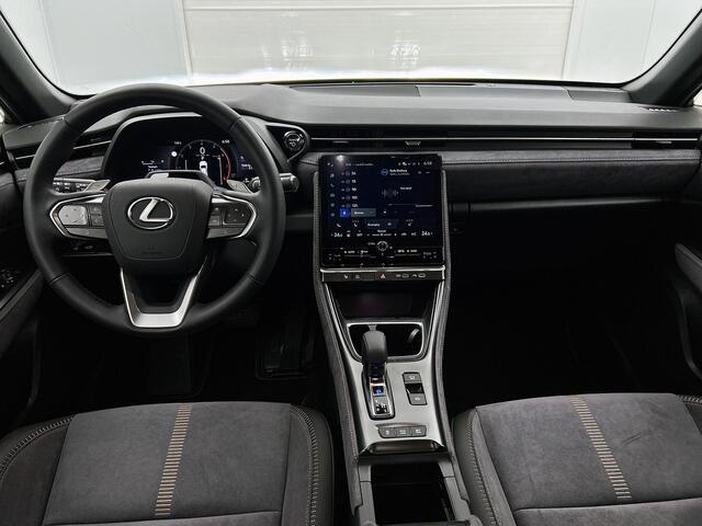 Lexus LBX Cool 2WD | Advanced Pack | Mark Levinson Audio |