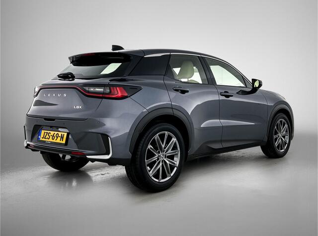 Lexus LBX Elegant 2WD | Tech Pack | Stoelverwarming | Stuurverwarming |