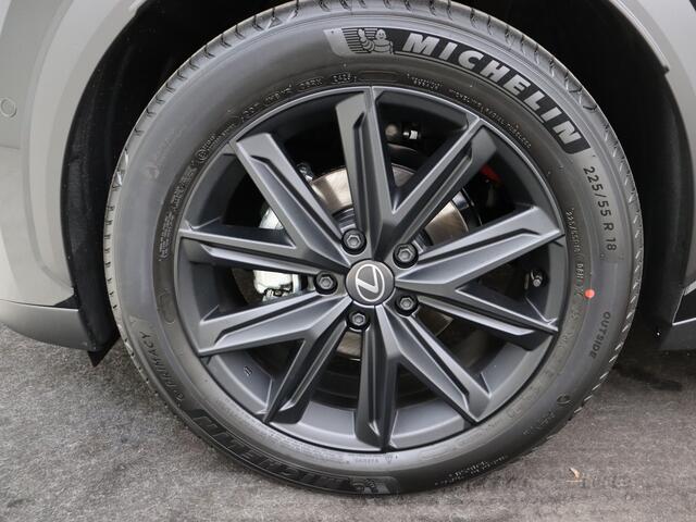 Lexus LBX 35th Edition | Head-up Display | Mark Levinson | Memory Seats | Stoel en stuurwielverwarming |