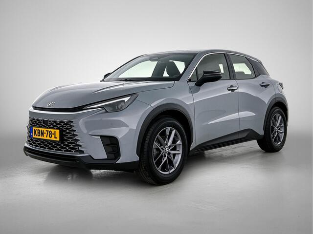 Lexus LBX 2WD | Parkeersensoren | Blind Spot Monitor | Apple CarPlay / Android Auto |